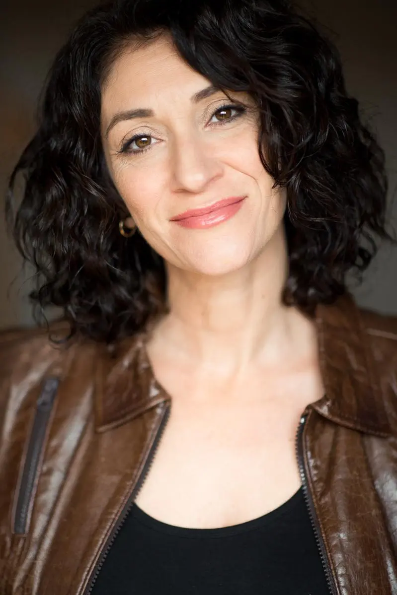 Dina Gillespie_peliplat