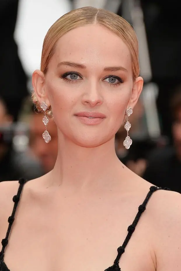 Jess Weixler_peliplat