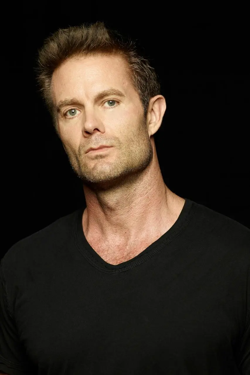 Garret Dillahunt_peliplat