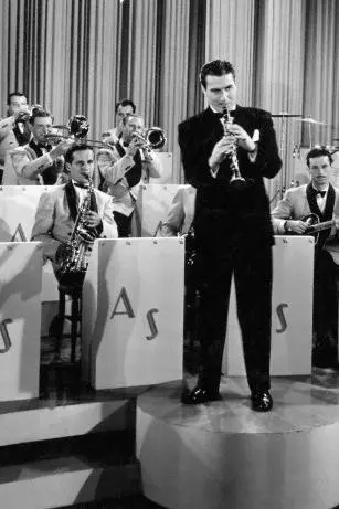 Artie Shaw and His Orchestra_peliplat