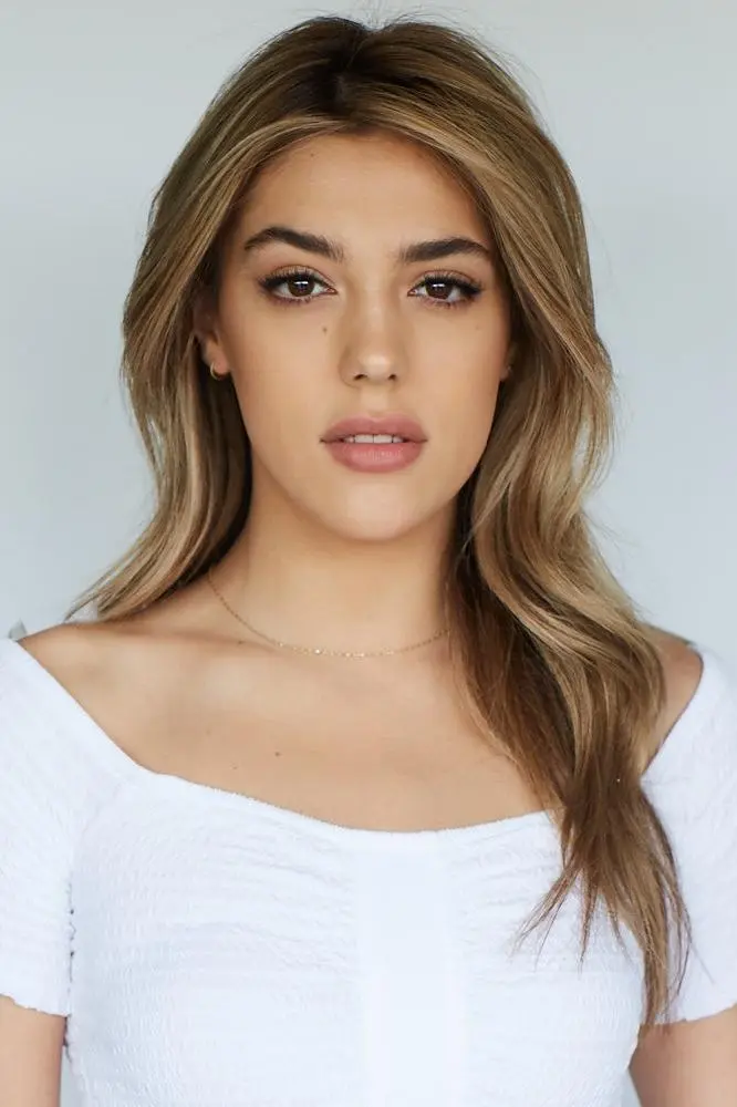 Sistine Rose Stallone_peliplat