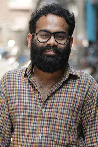 Akash Mahamana_peliplat