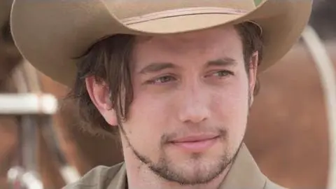 Cowgirls N' Angels Trailer Official 2012 [1080 HD] - Bailee Madison, Jackson Rathbone_peliplat