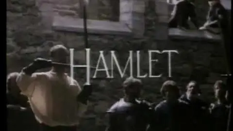 Mel Gibson in Hamlet 1990 TV trailer_peliplat
