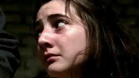 Anne Frank The Whole Story Official Movie Trailer_peliplat