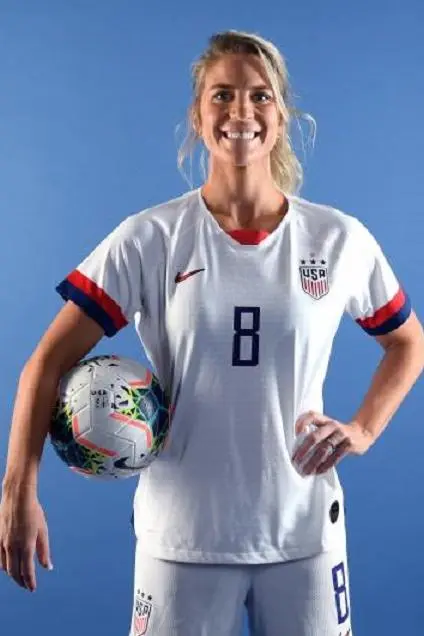 Julie Johnston Ertz_peliplat