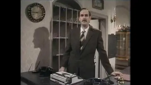Fawlty Towers: Bloopers and outtakes_peliplat