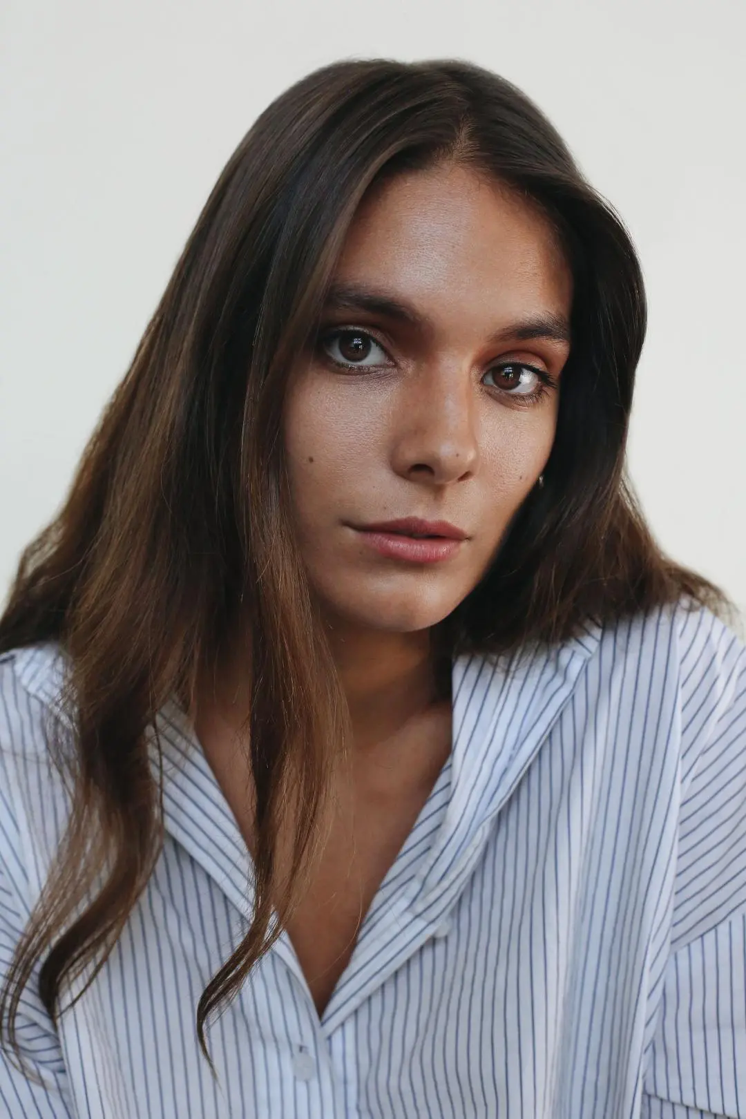 Caitlin Stasey_peliplat