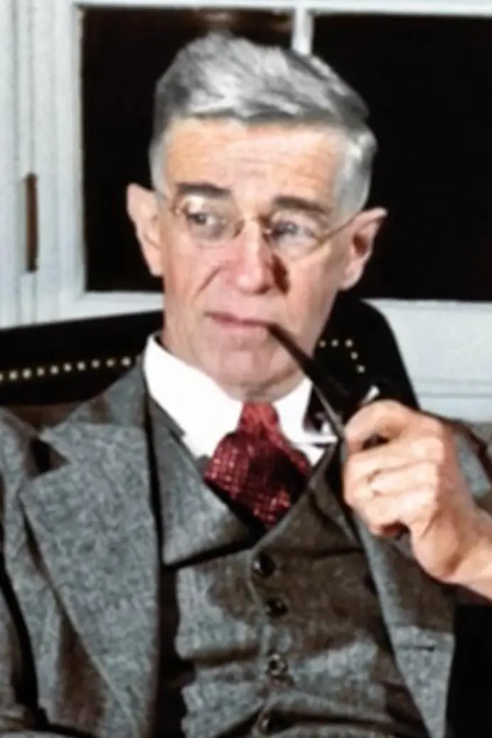 Vannevar Bush_peliplat