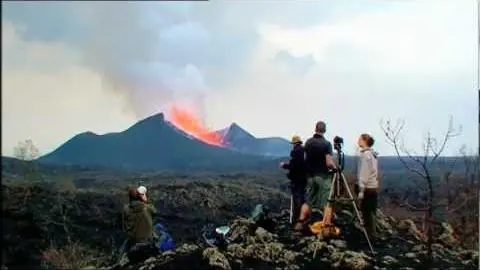 Volcano Live - Trailer - BBC Two_peliplat