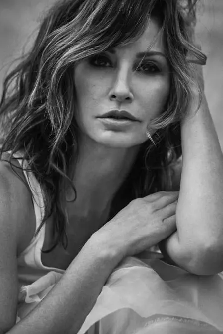 Gina Gershon_peliplat