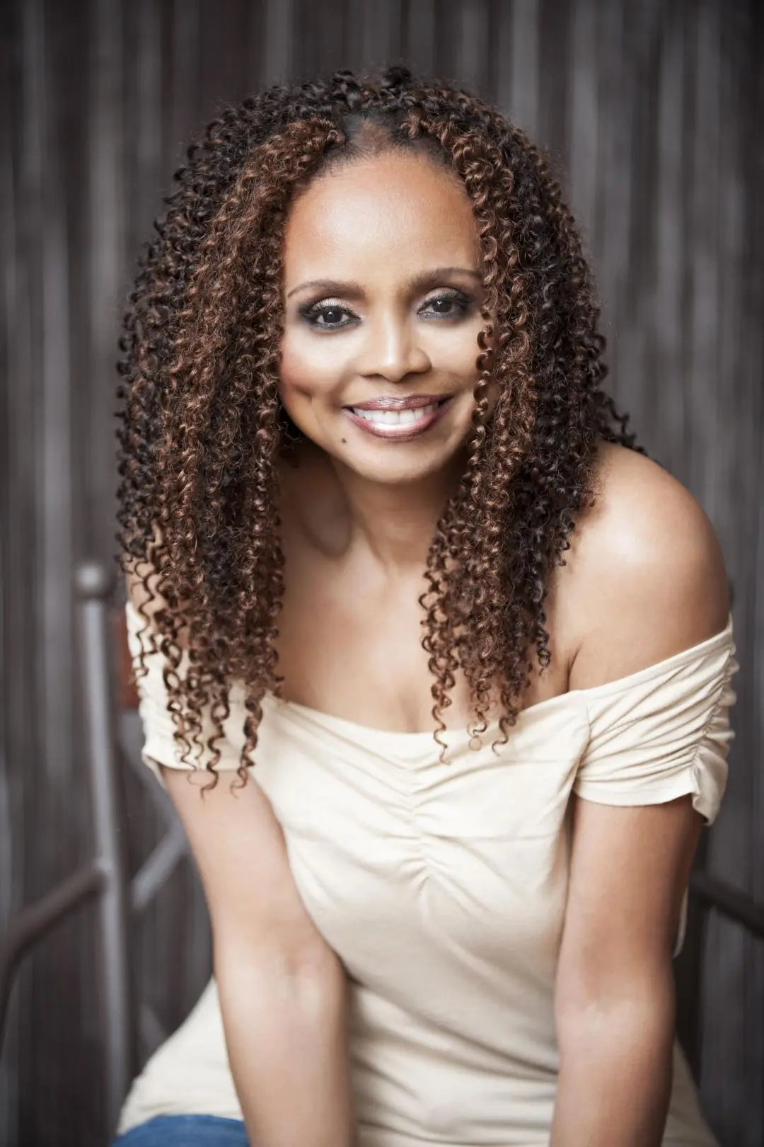 Debbi Morgan_peliplat