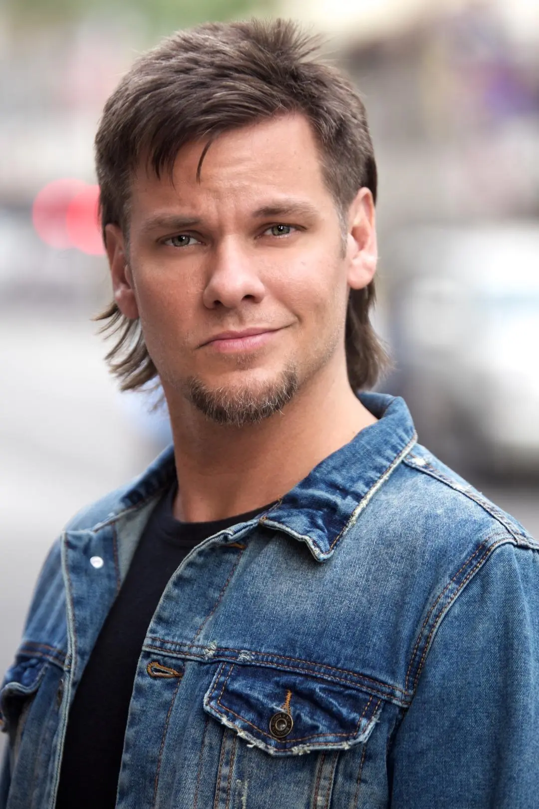 Theo Von_peliplat