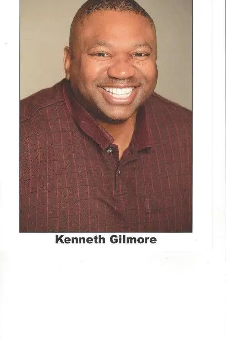 Kenneth Gilmore_peliplat