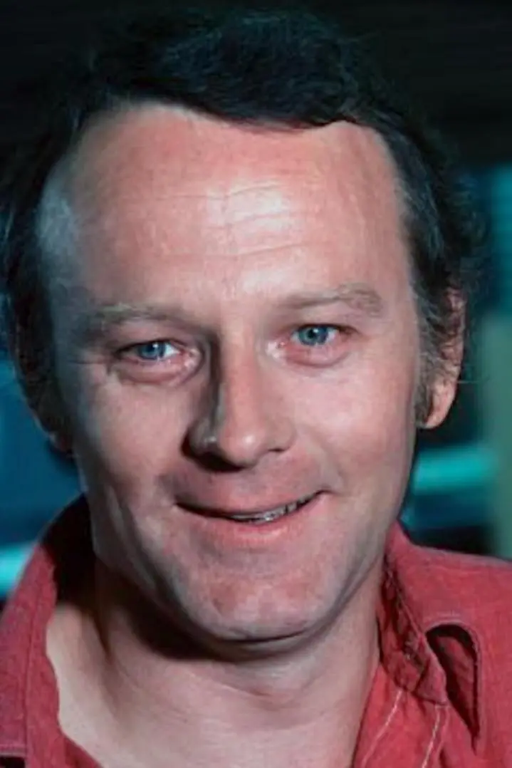 Larry Linville_peliplat