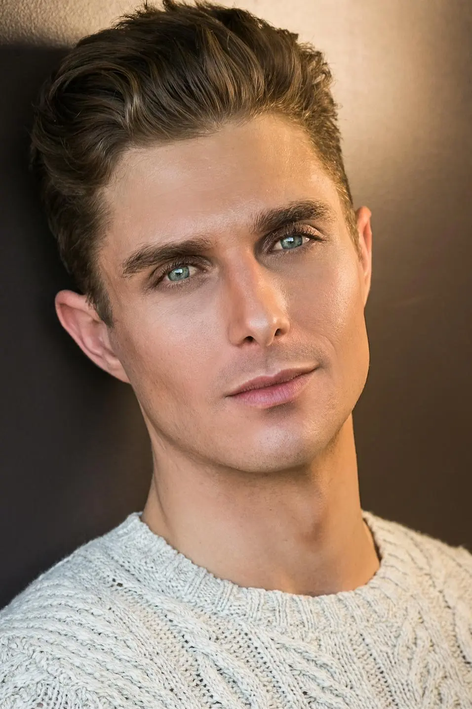 Alex Cubis_peliplat