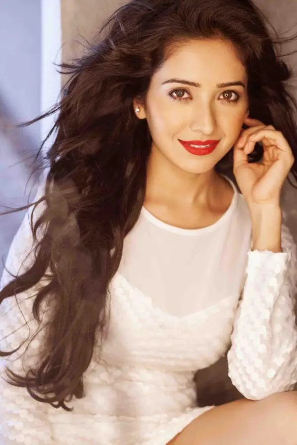 Asha Negi_peliplat