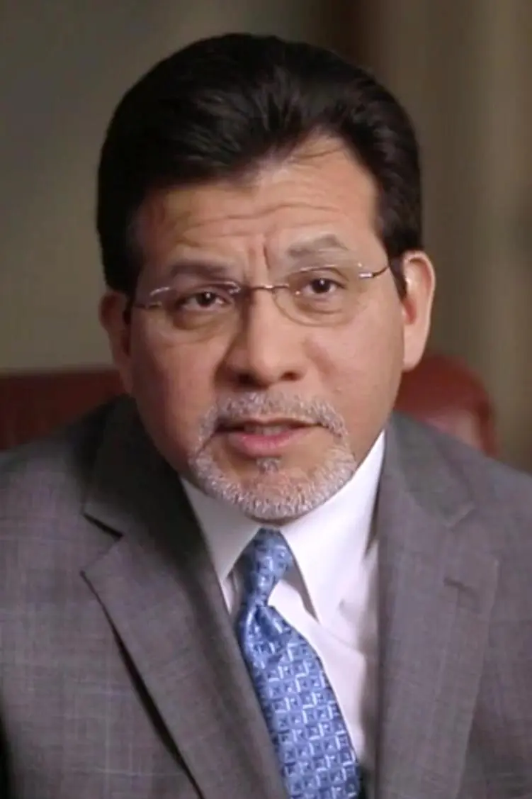 Alberto Gonzales_peliplat