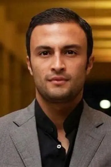 Amir Jadidi_peliplat