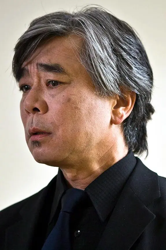 Denis Akiyama_peliplat