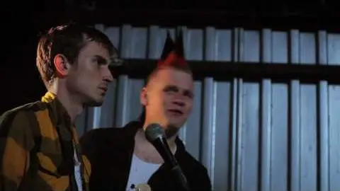 NIGHT OF THE PUNKS "Grindhouse Trailer" (2010)_peliplat