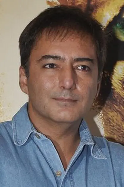 Kamal Sadanah_peliplat