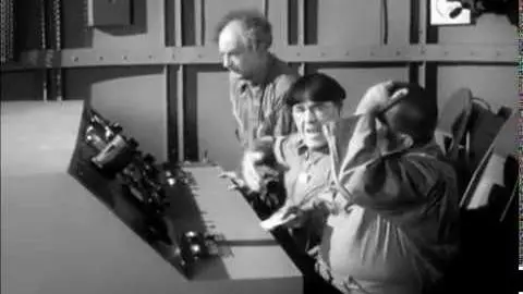 The Three Stooges in Have Rocket Will Travel (movie trailer)_peliplat