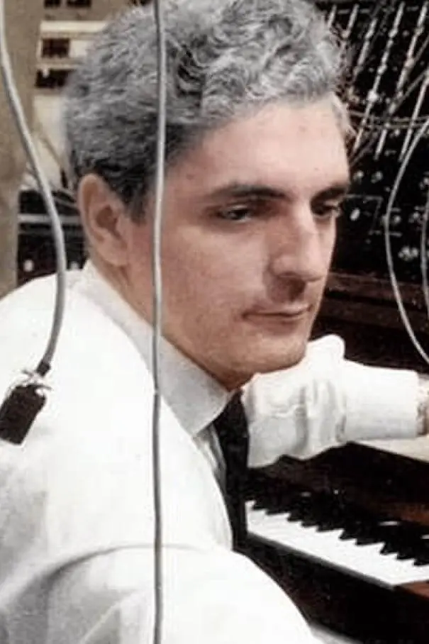 Robert Moog_peliplat