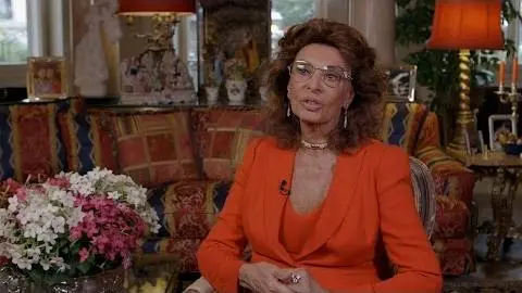 Sophia Loren on Working with Marcello Mastroianni_peliplat