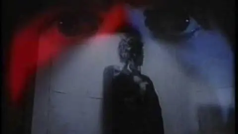 TO SLEEP WITH A VAMPIRE (1993) - Trailer, Mildly NSFW_peliplat
