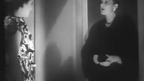 The Lady Confesses (1945) - Clip_peliplat