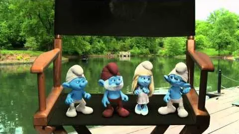 "The Smurfs in 3-D". [HD] Featurette. in UK cinemas August 10th 2011._peliplat