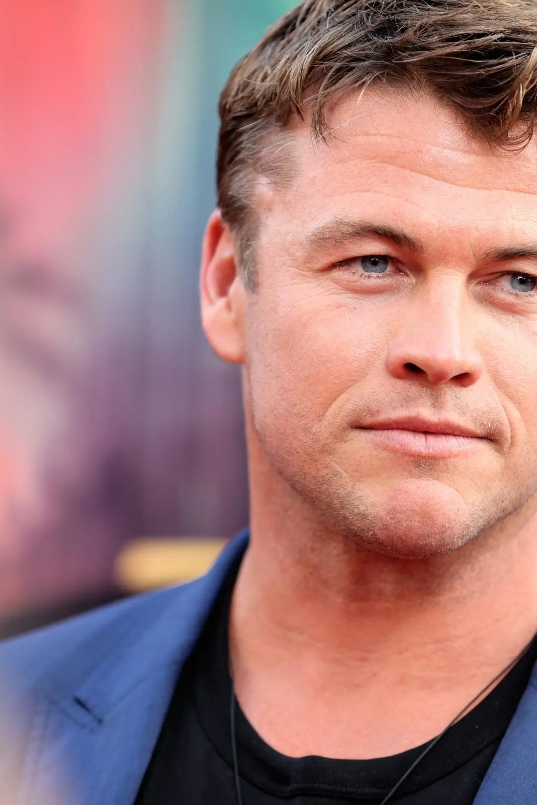 Luke Hemsworth_peliplat