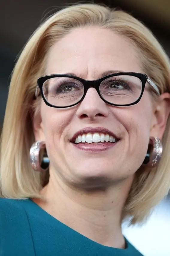 Kyrsten Sinema_peliplat