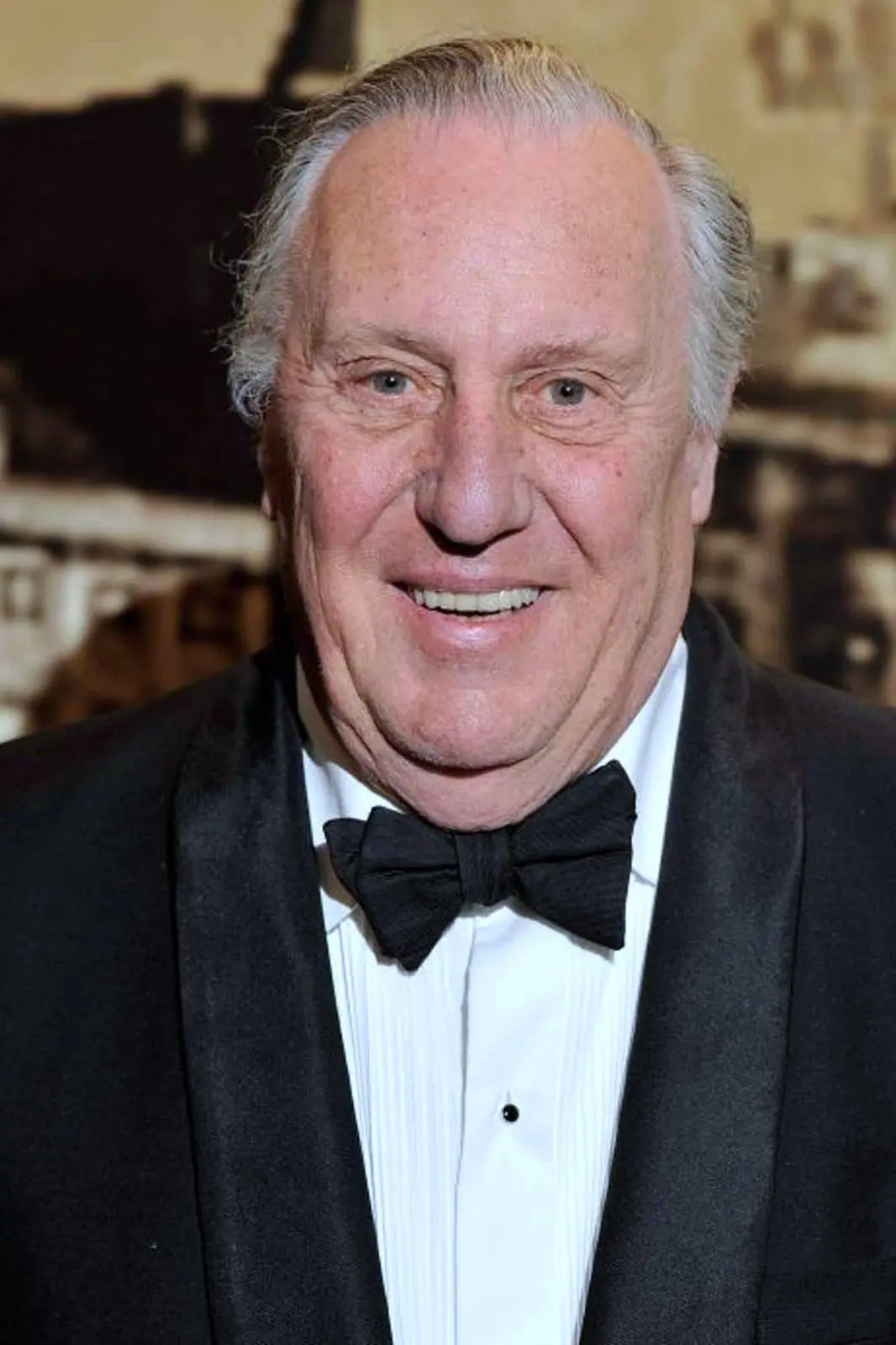 Frederick Forsyth_peliplat