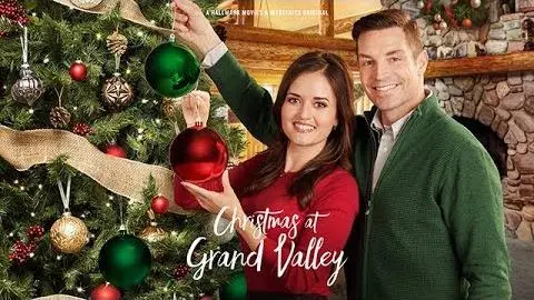 Extended Preview - Christmas at Grand Valley_peliplat