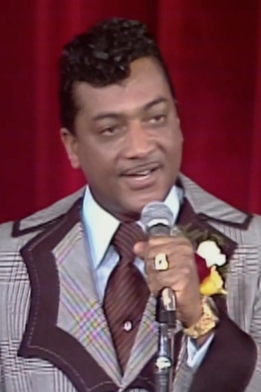 Reverend Ike_peliplat