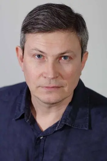 Vladimir Zharkov_peliplat