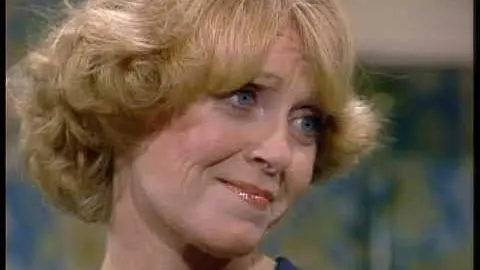 Clip: "Liz was a lez?!" - K Callan as the partner of Edith's Cousin Liz on ALL IN THE FAMILY, 1977_peliplat