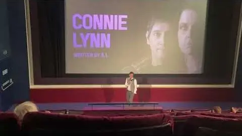 Connie Lynn Movie Premiere - Piccadilly Circus London 🇬🇧_peliplat