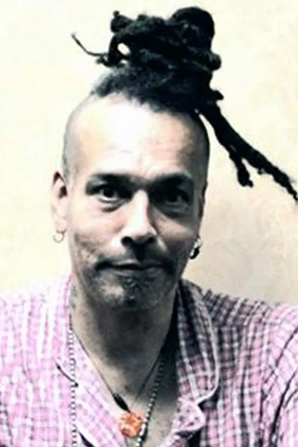 Chuck Mosley_peliplat