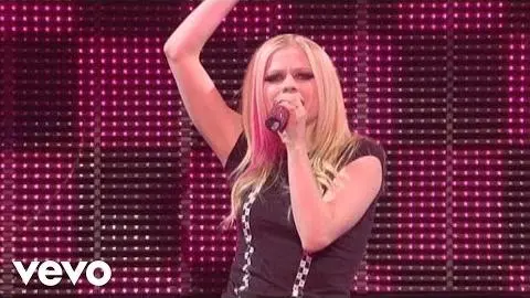 Avril Lavigne - The Best Damn Tour (Live in Toronto) Trailer_peliplat