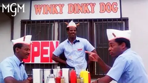 Hollywood Shuffle | Winky Dinky Dog | MGM Studios_peliplat