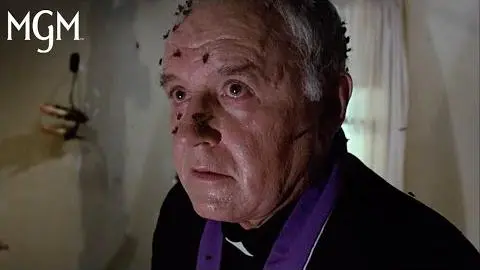 THE AMITYVILLE HORROR (1979) | Priest Visits The House | MGM_peliplat