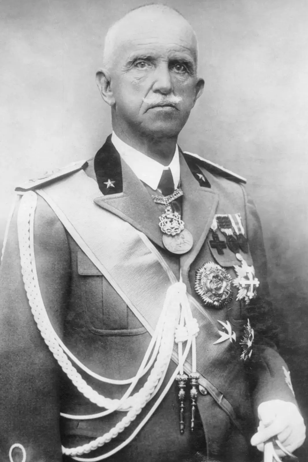 King Victor Emmanuel III_peliplat