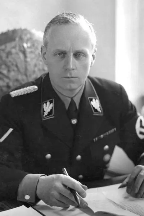 Joachim von Ribbentrop_peliplat