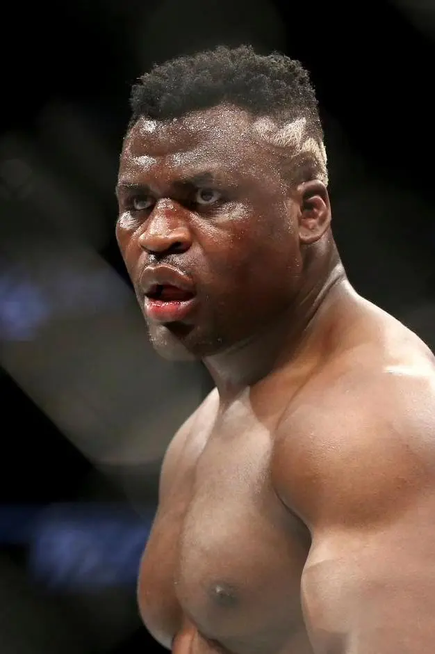 Francis Ngannou_peliplat