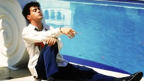 Less Than Zero (1987) - Trailer_peliplat