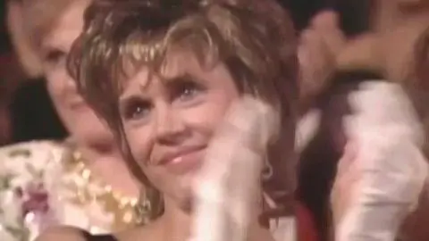 Marlee Matlin Wins Best Actress | 59th Oscars (1987)_peliplat