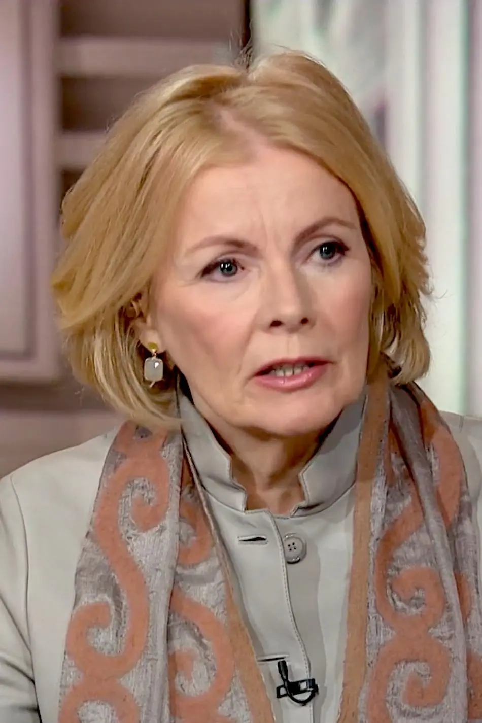 Peggy Noonan_peliplat